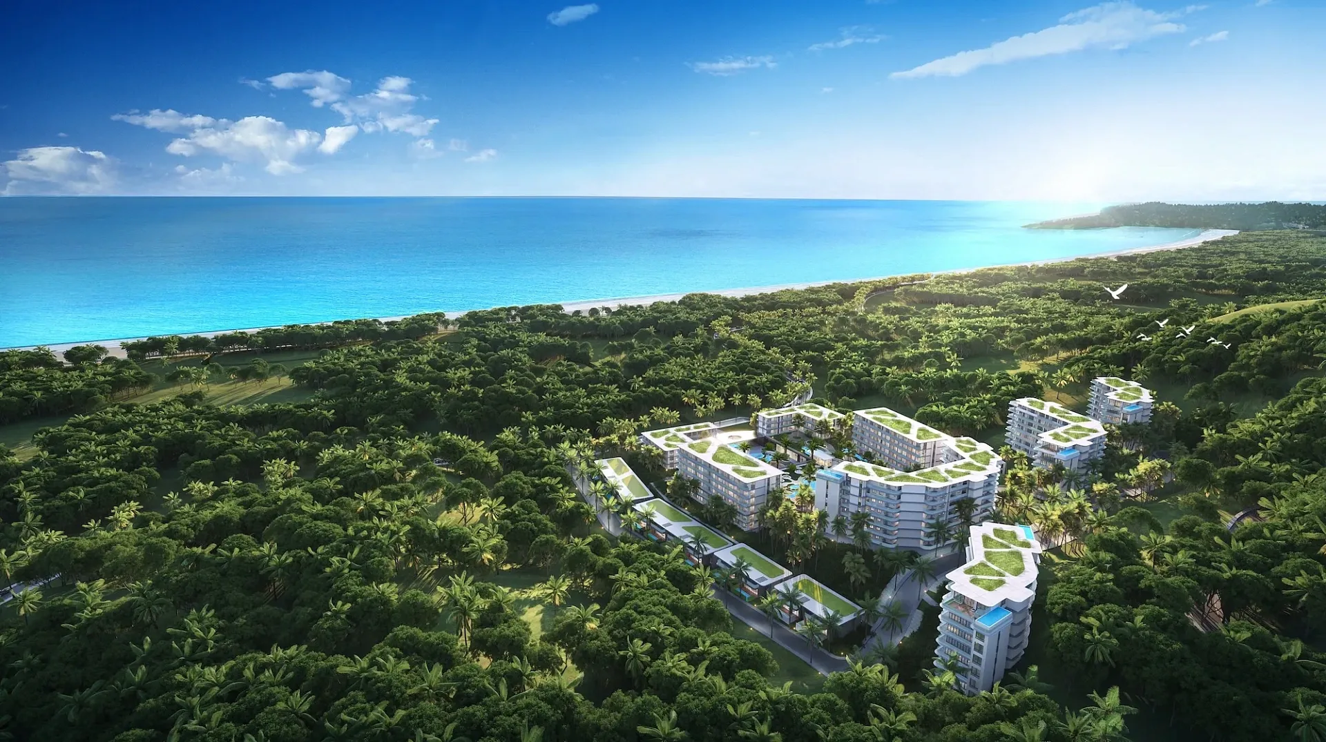 Вид с высоты на комплекс Ayana Heights среди зелени и Андаманское море, Лаян, Пхукет