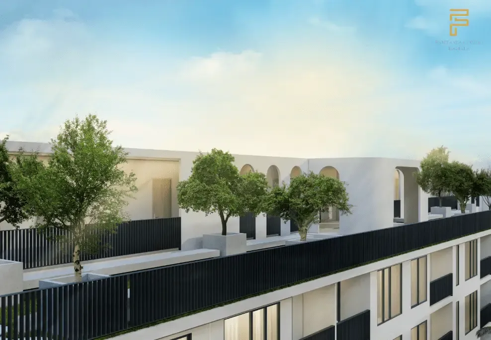 Озеленённая крыша и белые фасады двух корпусов Fantasea Condo Kamala, Камала, Пхукет