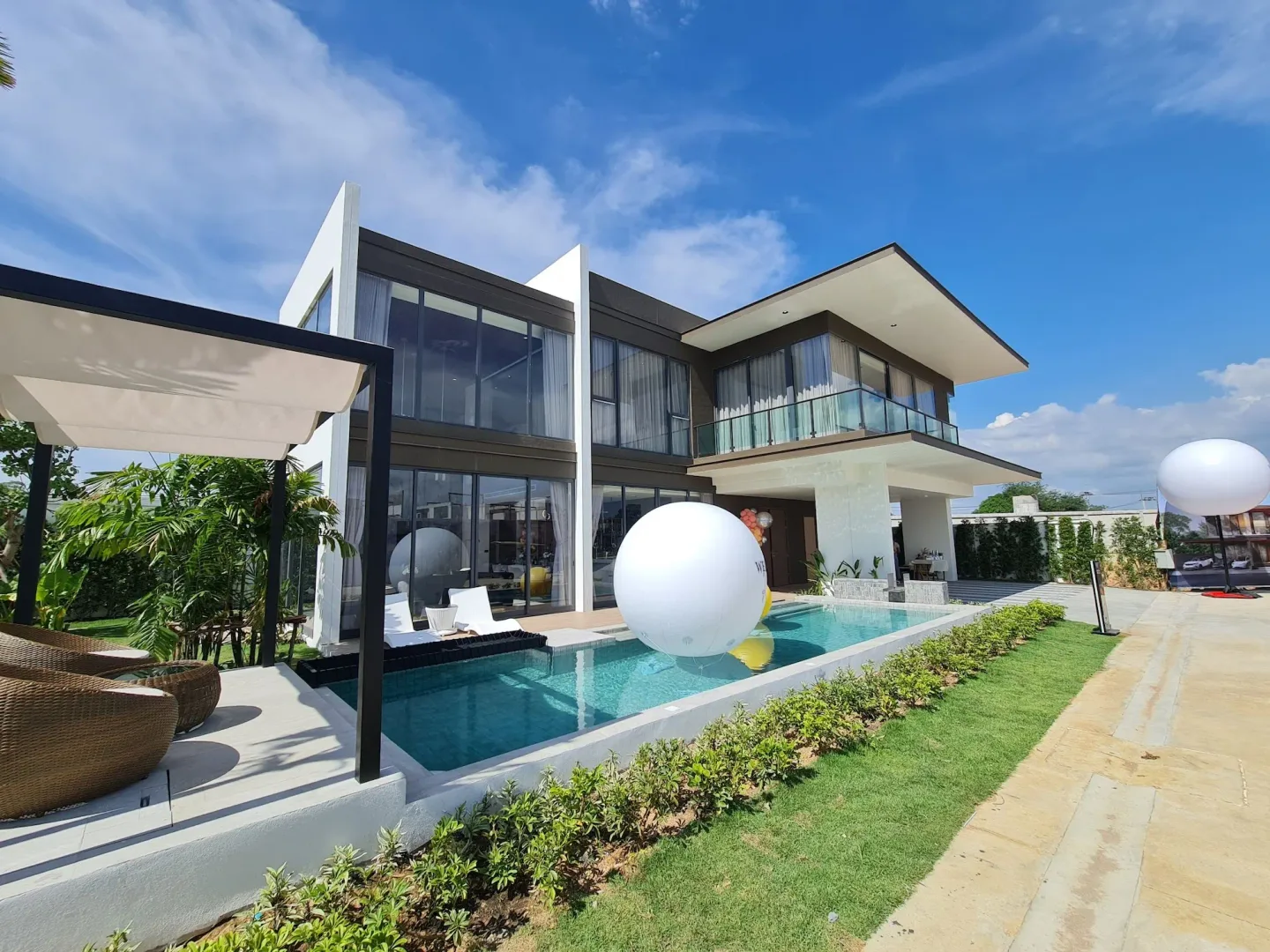Построенная вилла с приватным бассейном и террасой, Highland Park Pool Villas, Хуай-Яй, Паттайя