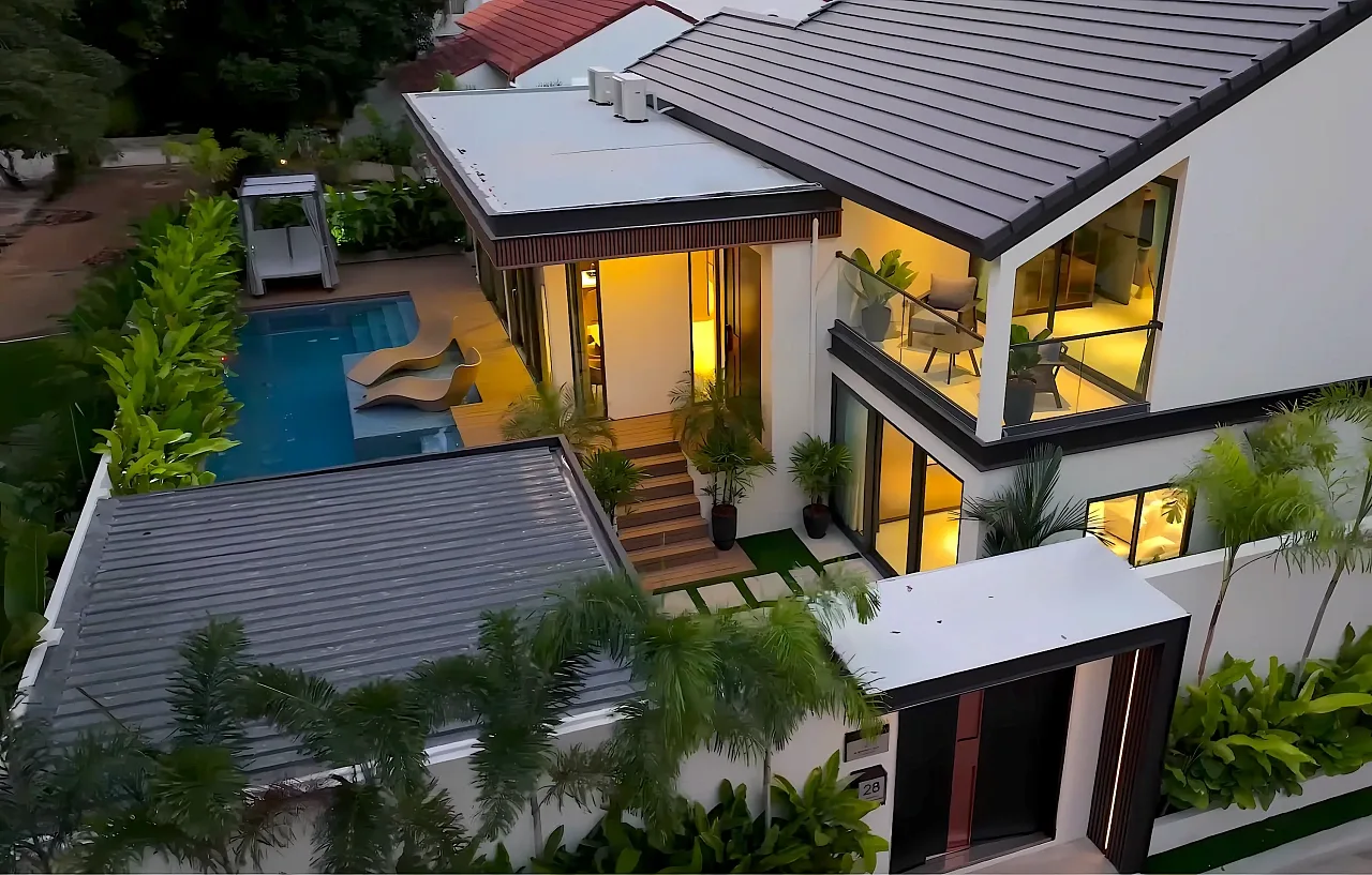 Планировка «4 спальни, 2 уровня, участок 416 м²», Jomtien Villas
