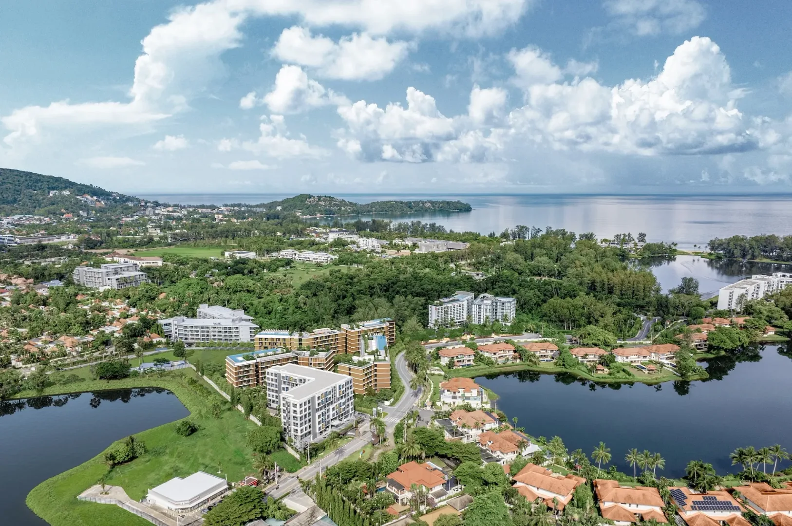 Корпуса Laguna Lakeside Residence 2 на берегу пресного озера курорта Laguna, Банг-Тао, Пхукет
