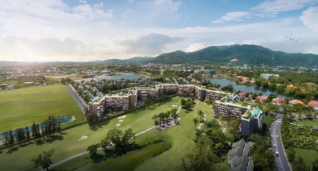 Корпуса Skypark Celeste вдоль зелёного гольф-поля Laguna, Банг-Тао, Пхукет