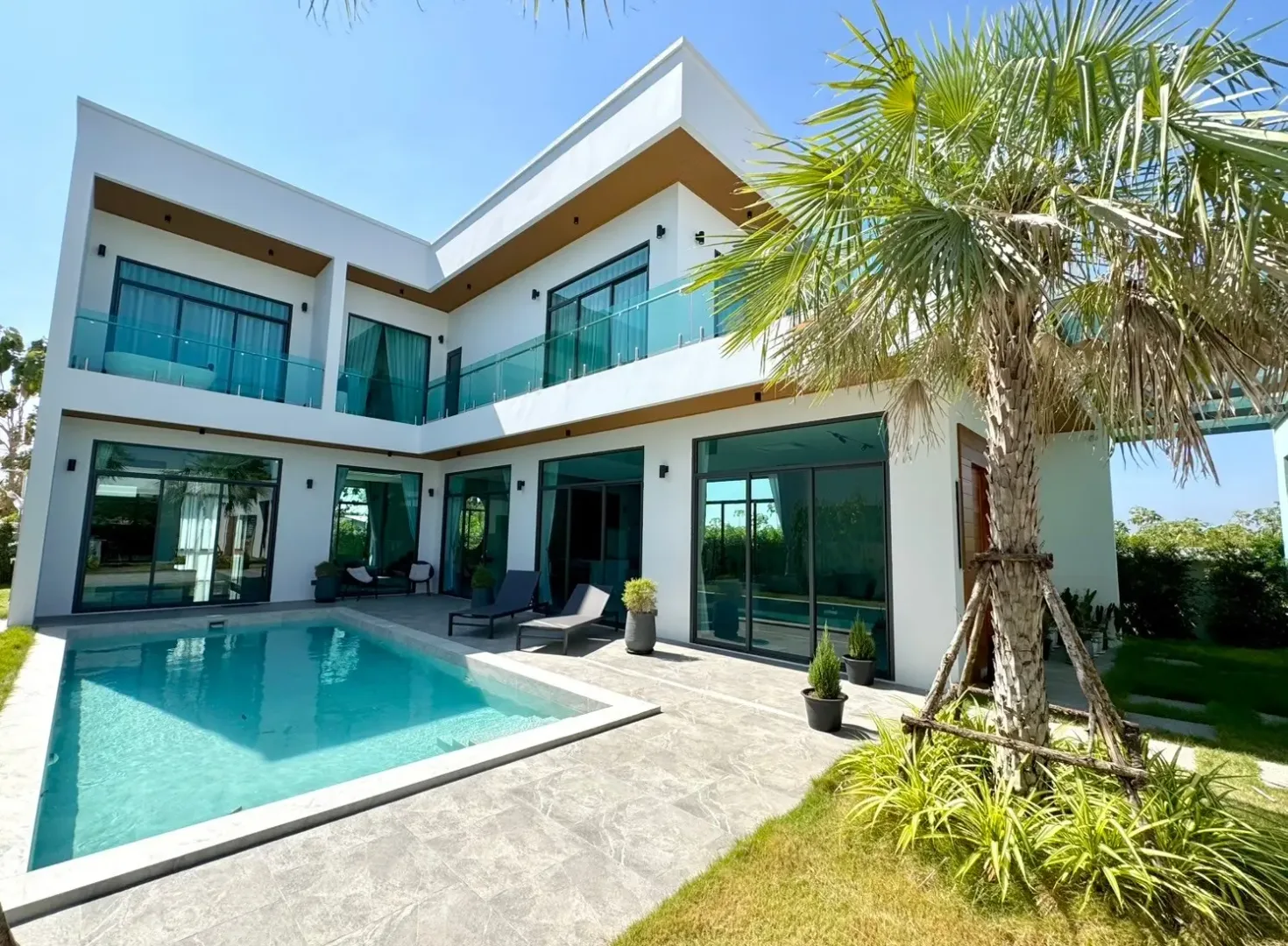 The Sugar Palm Villas